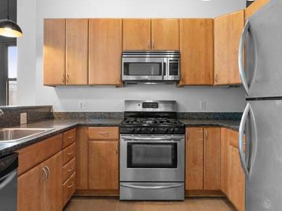 5th image of 22 S Howard St APT 403