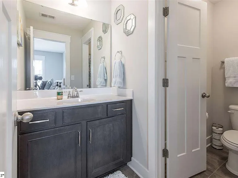 30 Lucerne Ct — Photo 13