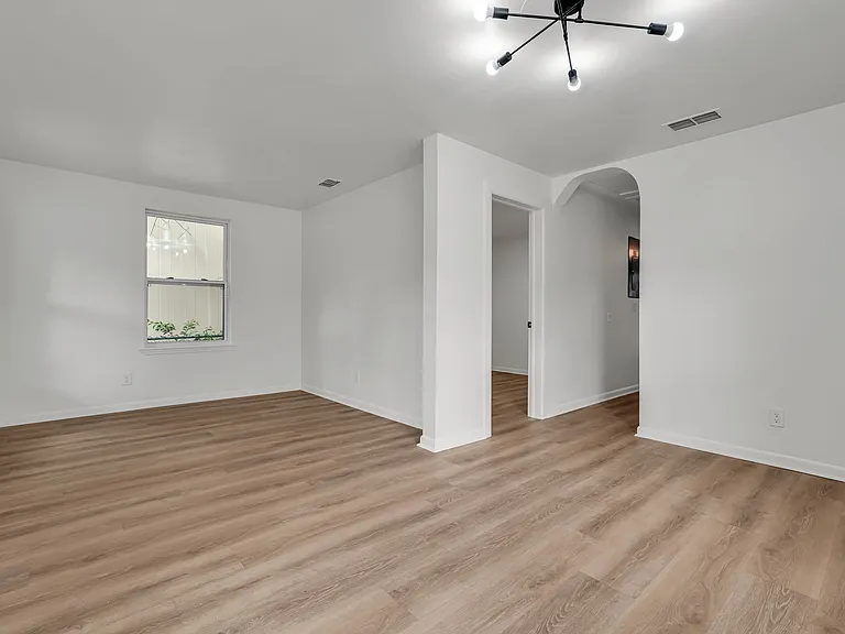 809 Owen Ave — Photo 14