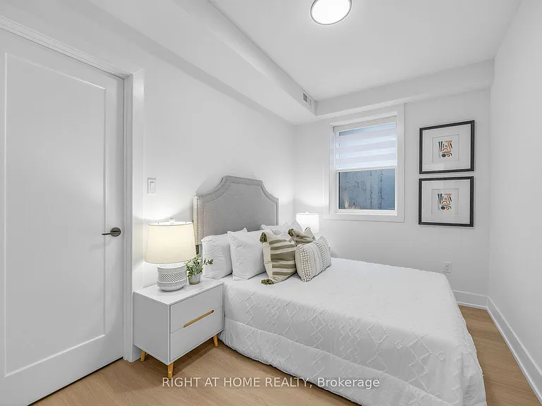 1416 Islington Ave #C — Photo 12