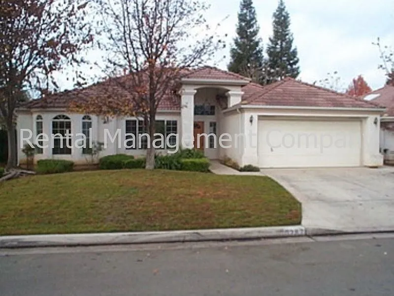 6287 N Marty Ave photo 1