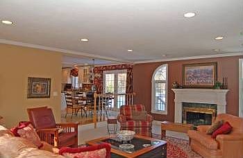 3rd image of 9 Cranberry Dr