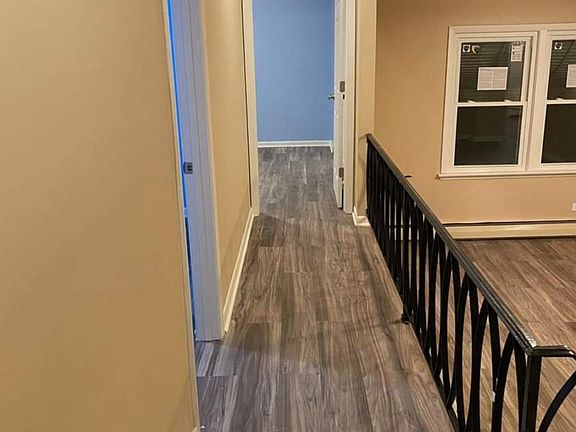 3rd image of 1104 Willson Dr #2