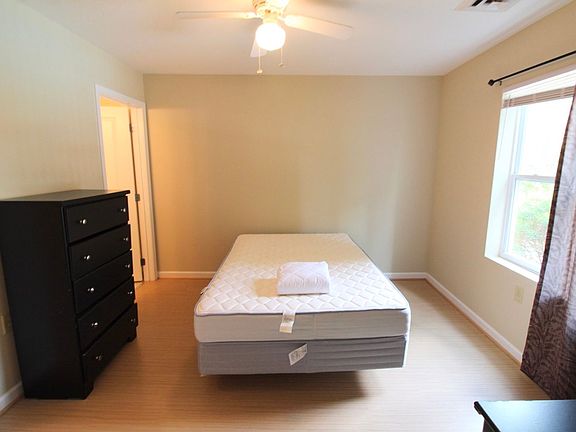 3rd image of 510 Davis Mills Dr #4B-4Ba