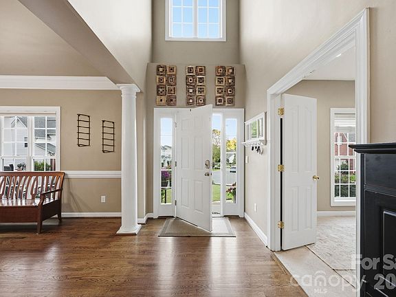 4th image of 5704 Snapdragon Ln