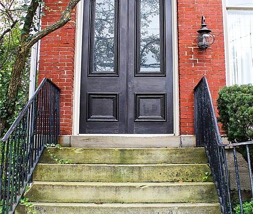2nd image of 409 S Main St #2