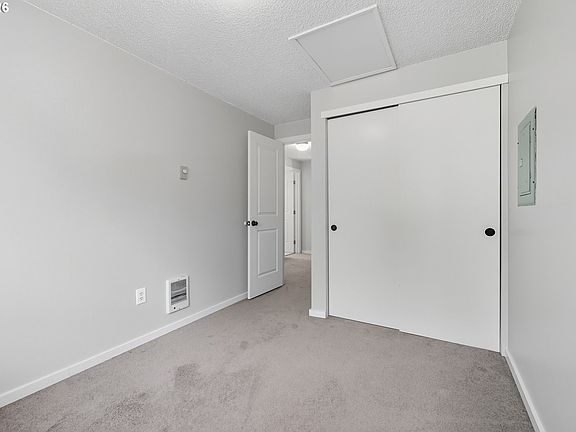 4th image of 742 9th St