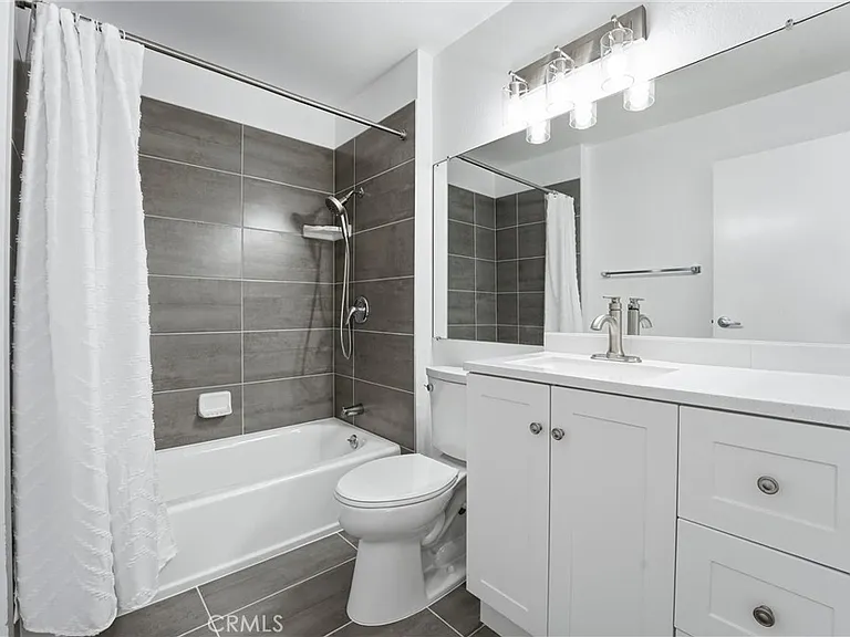 845 Woodcrest Ave — Photo 18