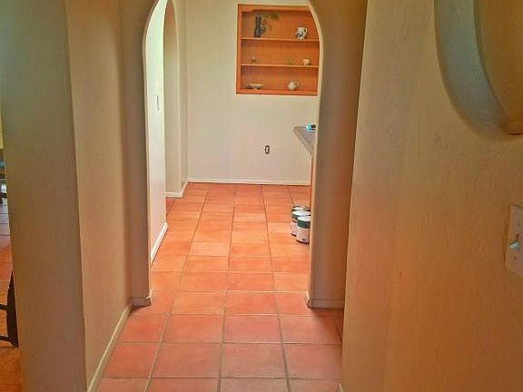 3rd image of 901 W Calle Aragon