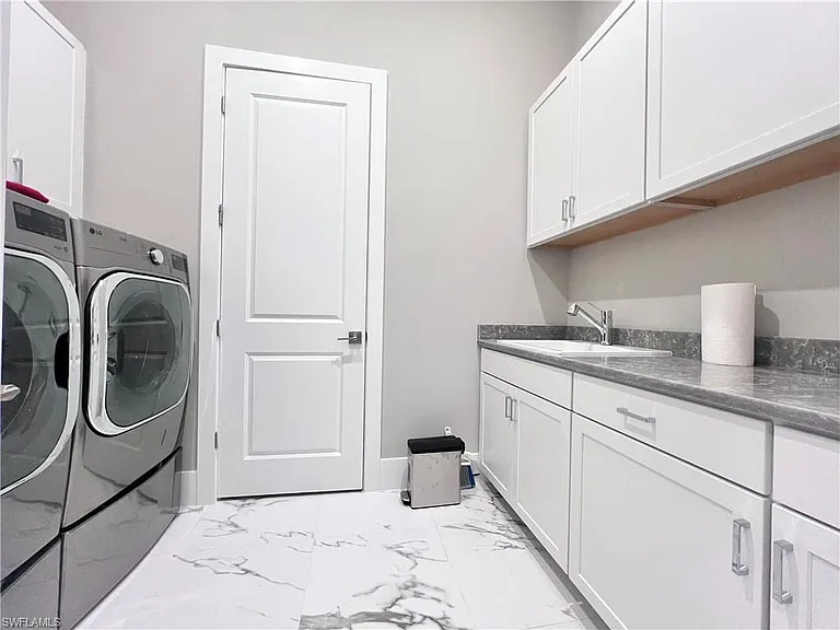 9124 Raintree St — Photo 19
