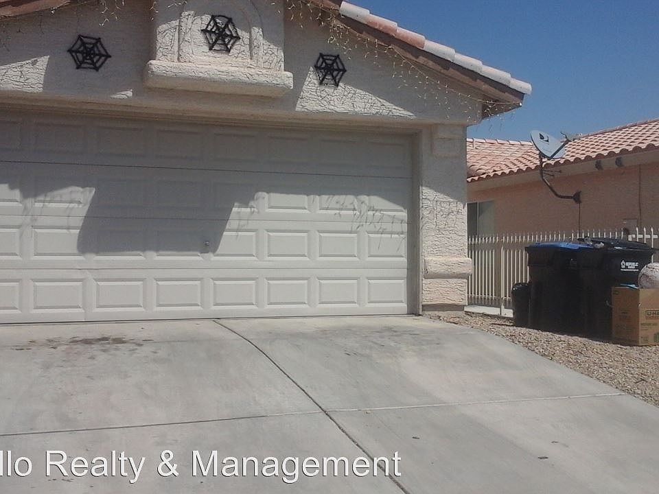 2nd image of 3516 Redwood Ridge Way