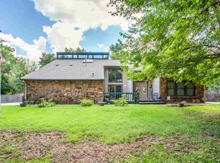 5 Woodlands Dr, Enid, OK 73703