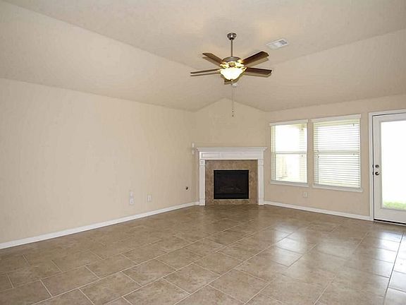 3rd image of 9965 Lazy Cove Ln