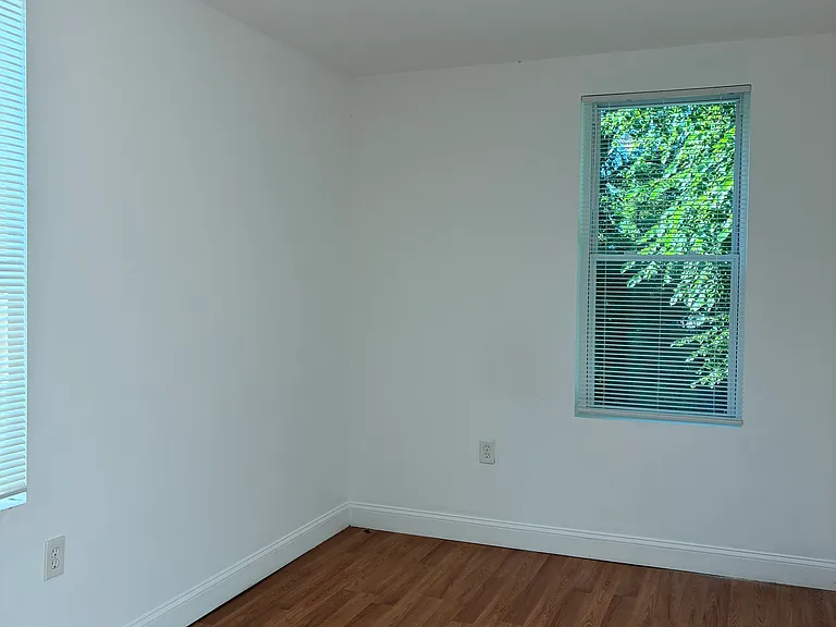 433 Atlantic St SE #2 — Photo 5