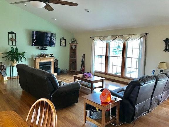 5th image of 864 Jenkins Ln