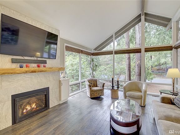 3rd image of 3414 Sahalee Dr W