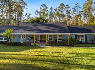 1013 Newberger Rd, Lutz, FL 33549