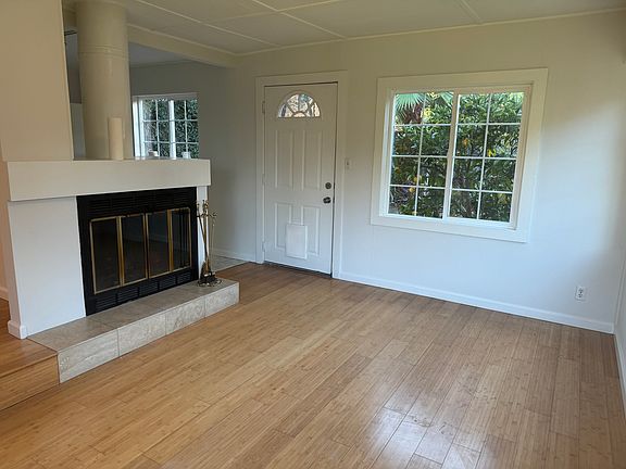 5th image of 572 Lincoln Ave