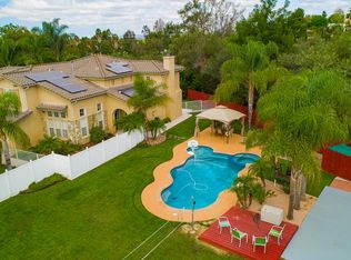 276 Amelia Ct, Vista, CA 92084