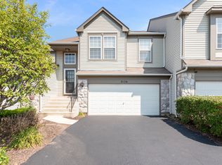 3126 Bromley Ln, Aurora, IL 60502