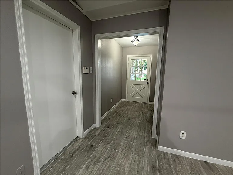 3815 Avenue R — Photo 12