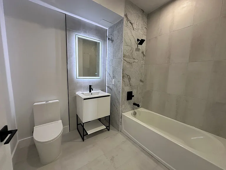306 Forrest St #62E — Photo 8