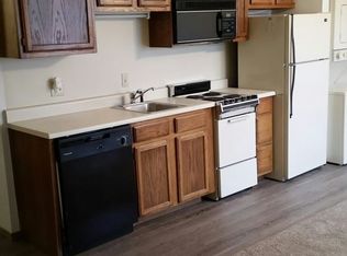 28 Fall Creek Dr APT 2, Branson, MO 65616