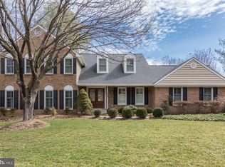 1350 Carpers Farm Way, Vienna, VA 22182