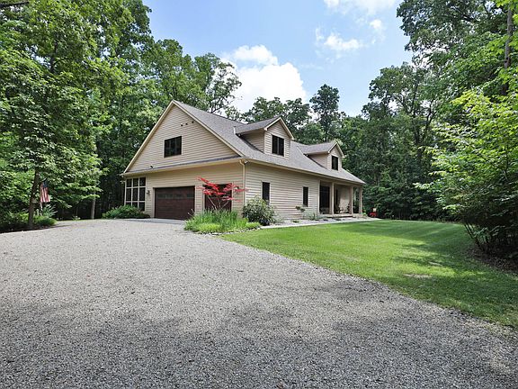 2nd image of 17919 Bear Swamp Rd