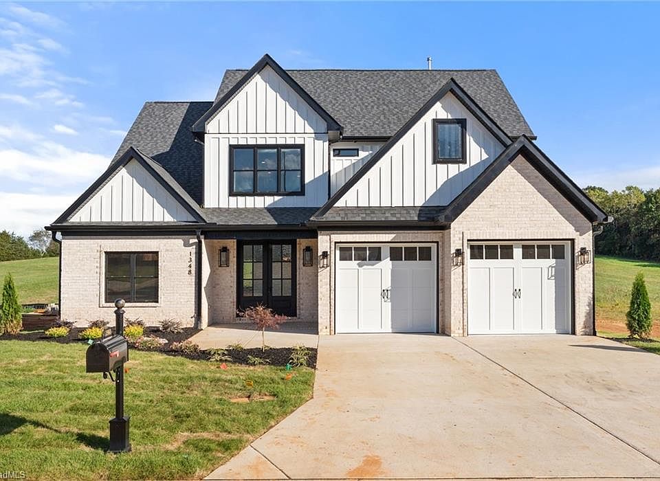 1st image of 1348 Maple Chase Ln