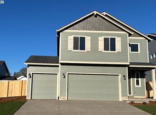 1565 N Young St, Lafayette, OR 97127