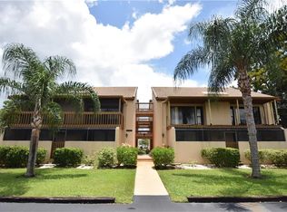 3021 Willow Green Dr #20, Sarasota, FL 34235