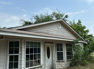 38 Adams Rd, Sherman, TX 75090