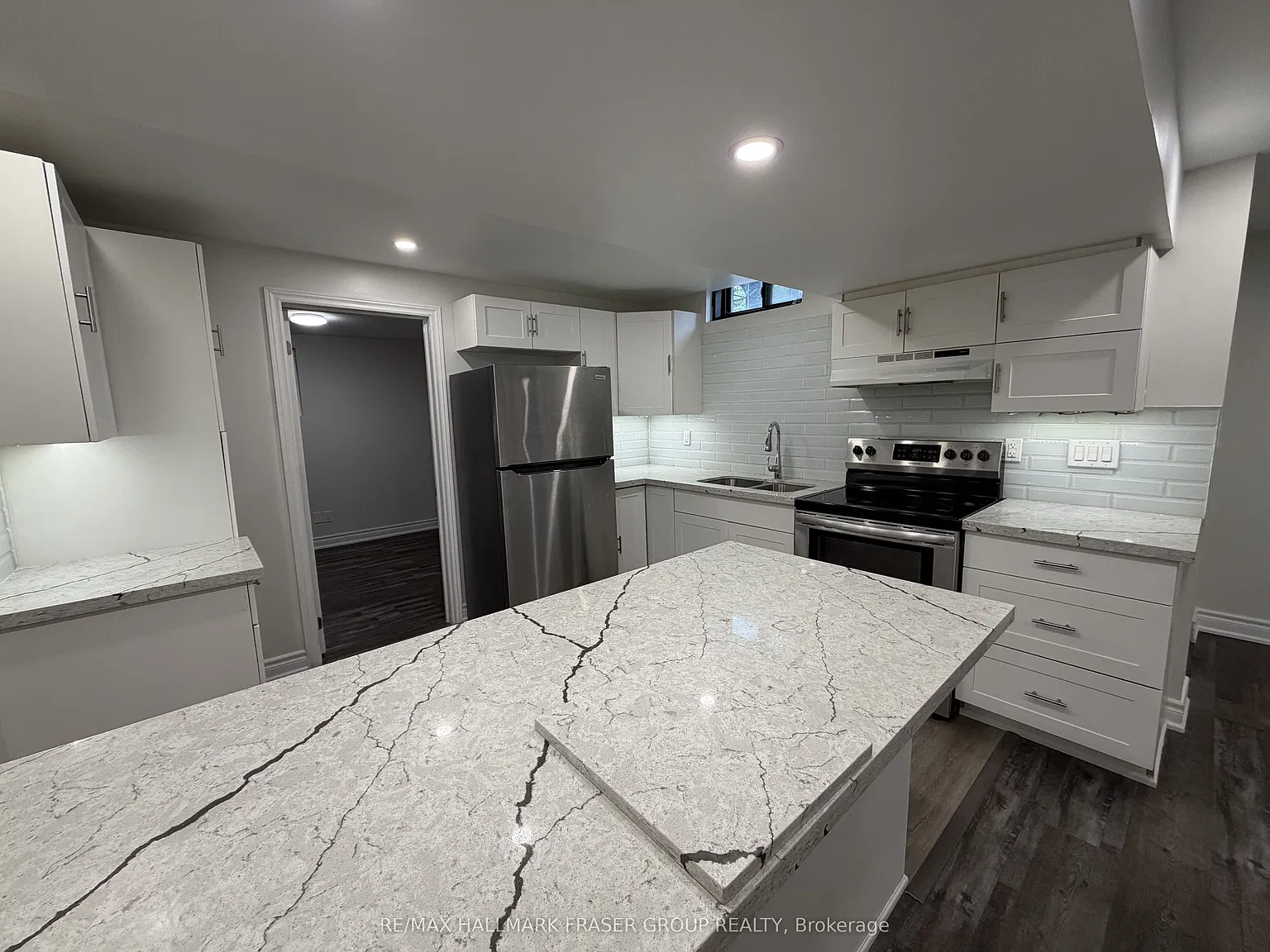 2 bed, $1,795 — Photo 4
