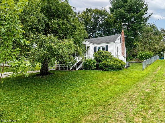 2nd image of 2188 Moffett Rd