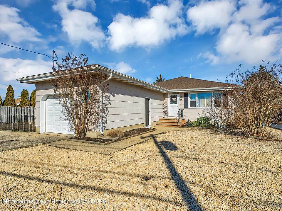 1st image of 44 Osprey Dr