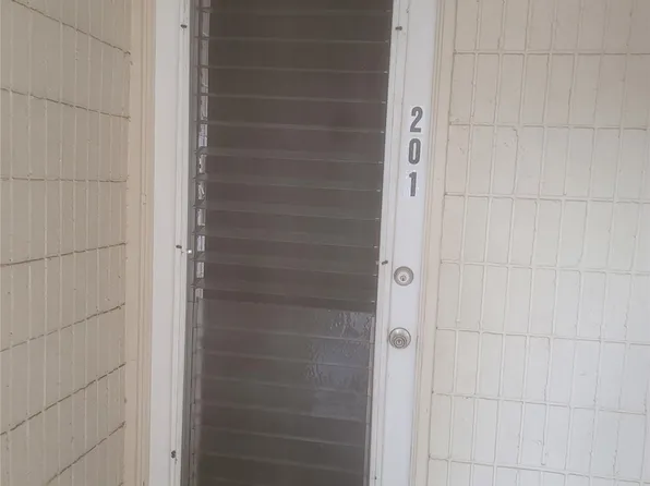 85-003 Pokai Bay St APT 201, Waianae, HI 96792