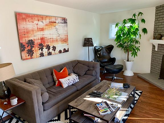 4th image of 21008 Cantara St