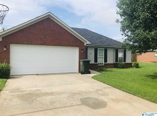 125 Willow Green Dr, Harvest, AL 35749