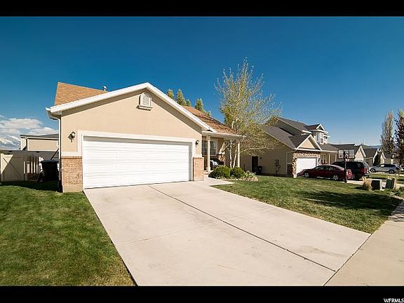 2nd image of 1948 N Tuscany Dr