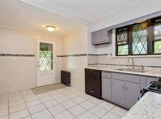 130 Mountain Ave, Piscataway, NJ 08854
