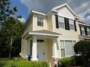 11040 Black Swan Ct, Seffner, FL 33584