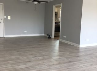 10302 S Komensky Ave #6, Oak Lawn, IL 60453