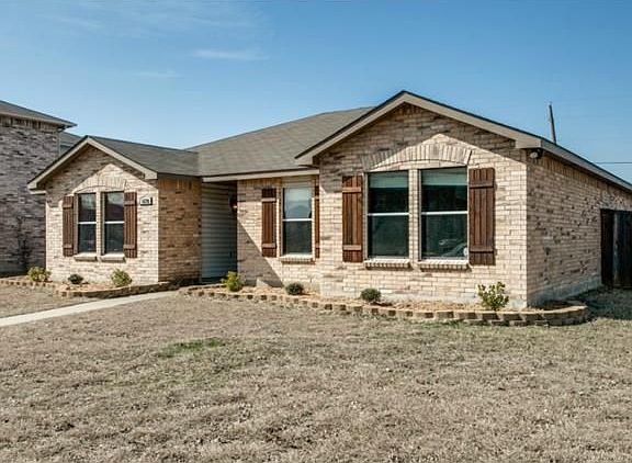 3rd image of 1670 Hickory Creek Ln
