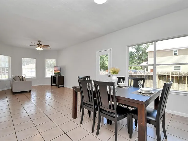 8102 Rhobell St #A — Photo 3