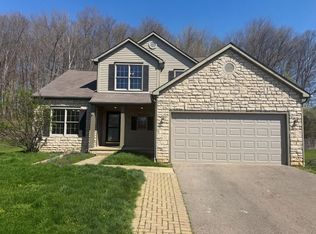 352 Highbanks Valley Ct, Newark, OH