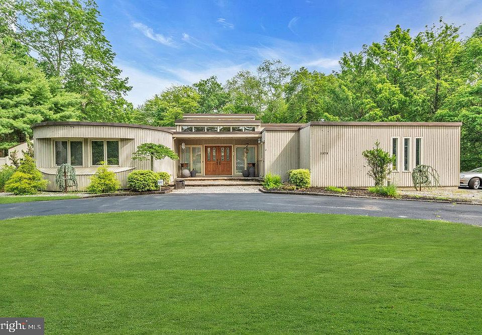 1st image of 1575 Beaver Hollow Dr
