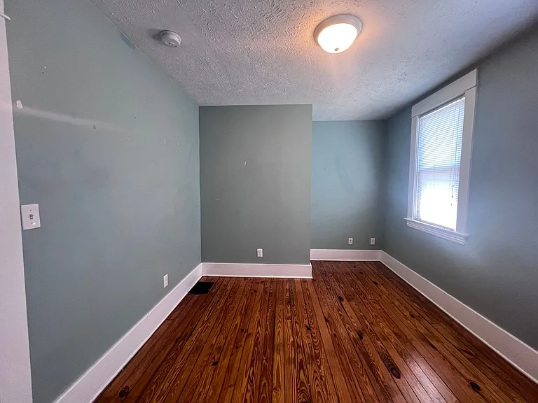 1040 Powers Ave NW — Photo 33