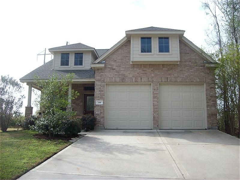 1st image of 200 Lake Estates Dr
