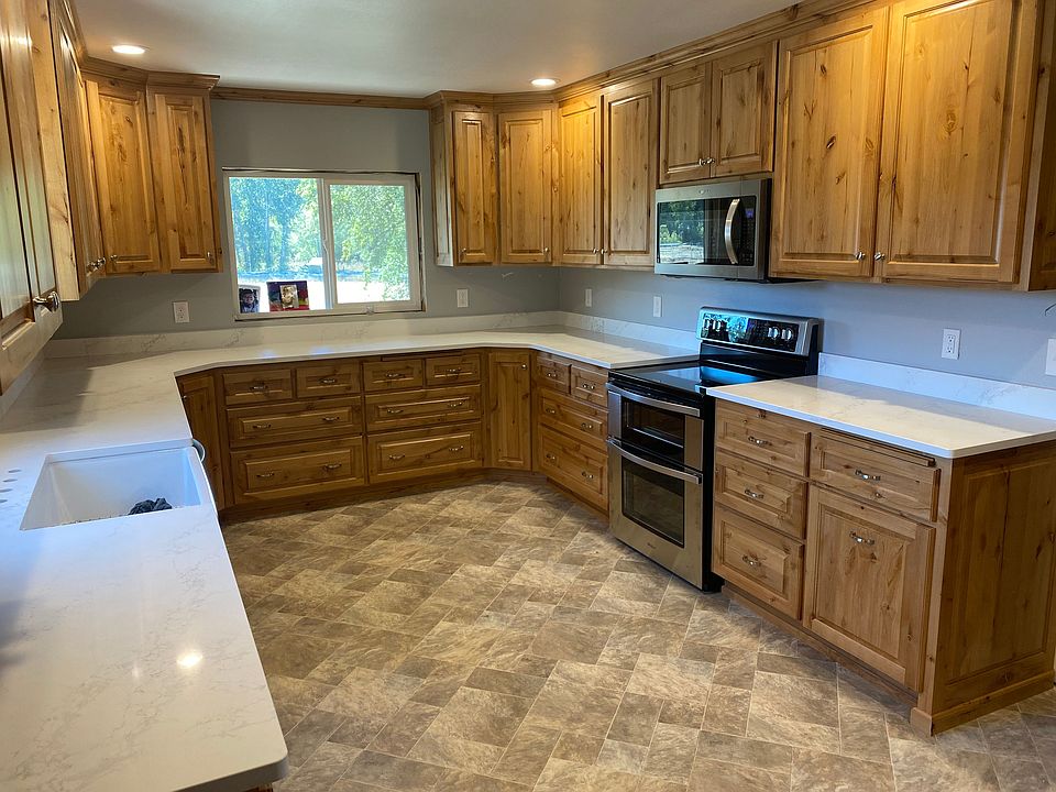 2nd image of 70803 Clark Creek Rd